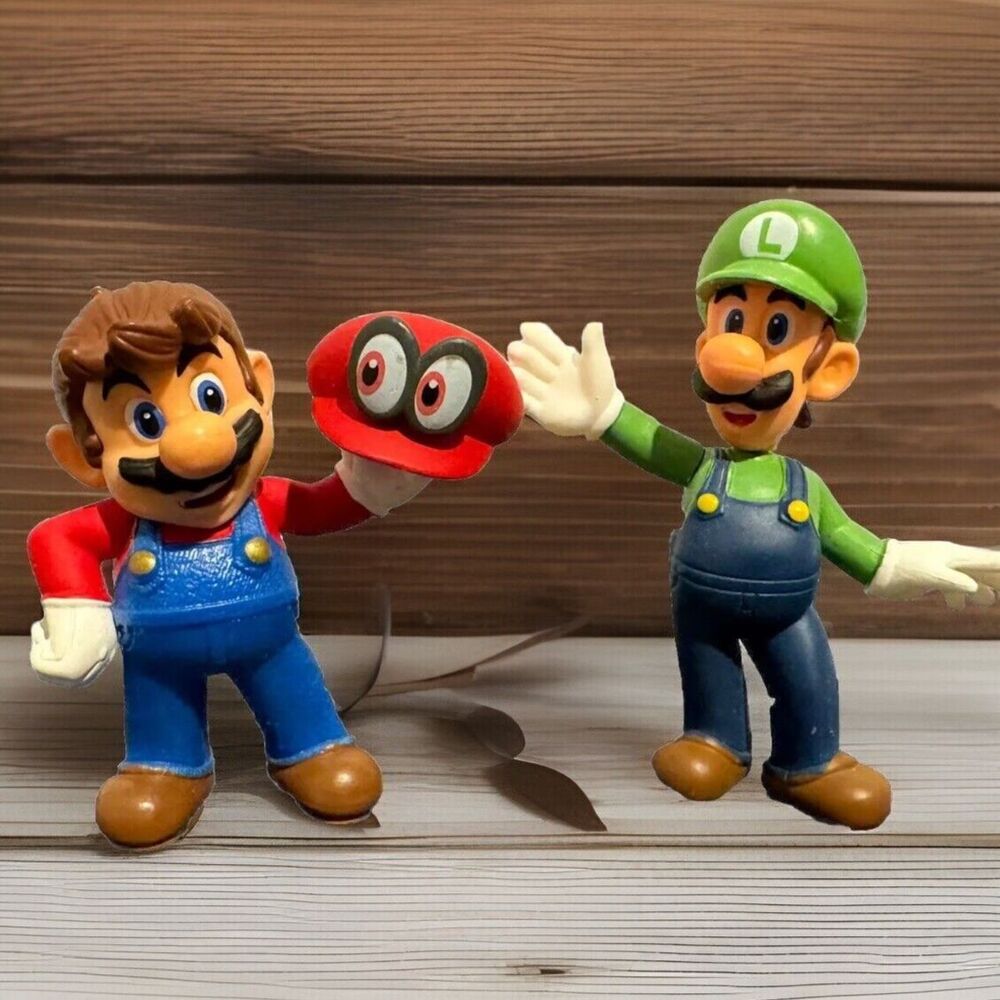 Jakks Super Mario Cappy Luigi 2.5 Inch Action Figure Lot World of Nintendo Toy